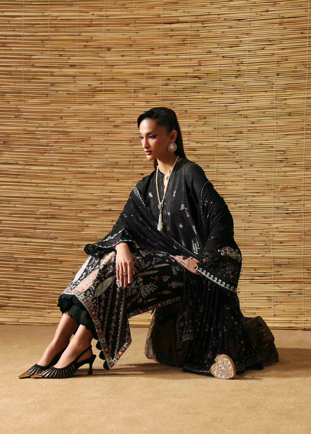 Sable Vogue Unstitched Embroidered Lawn 3 Piece Suit SV26ULL SL-05-26-V2 - Festive Collection