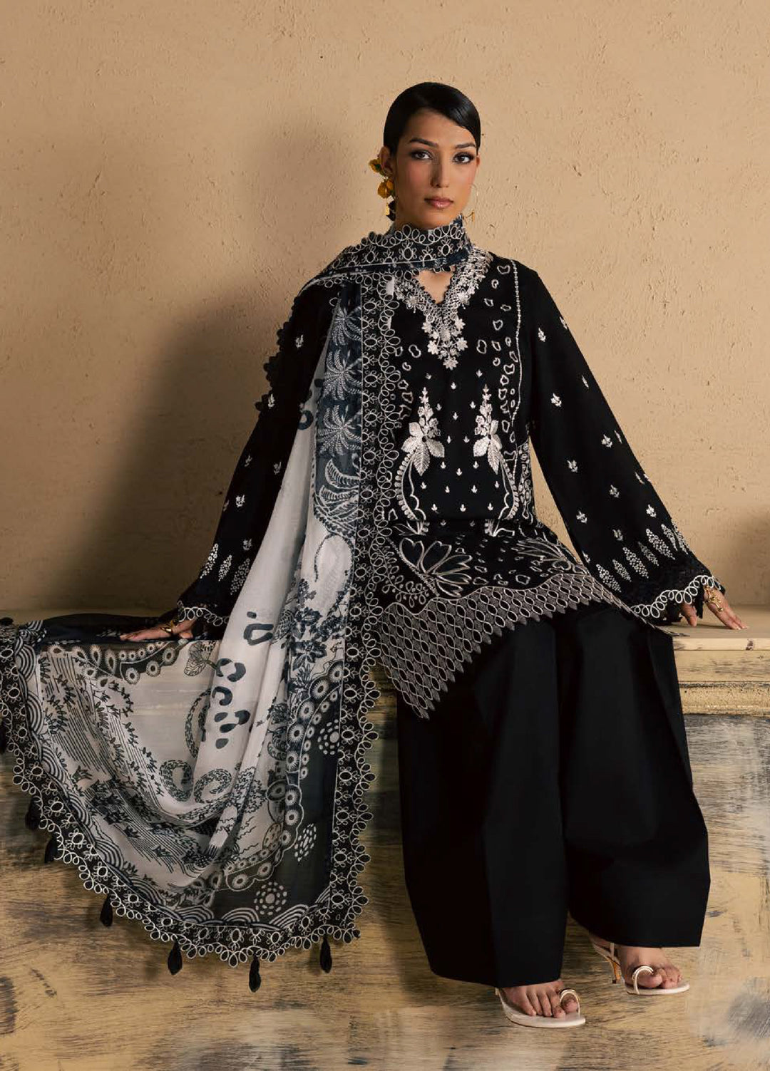Koyal Monochrome by Nureh Unstitched Embroidered Lawn 3 Piece Suit NU26UKM NE-264 - Casual Collection