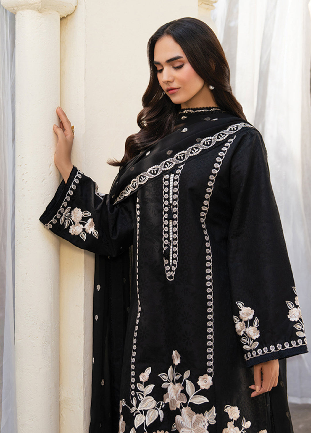 Xenia Formals RTW Embroidered Lawn 3 Piece XF26PL AMARIS - Summer Collection