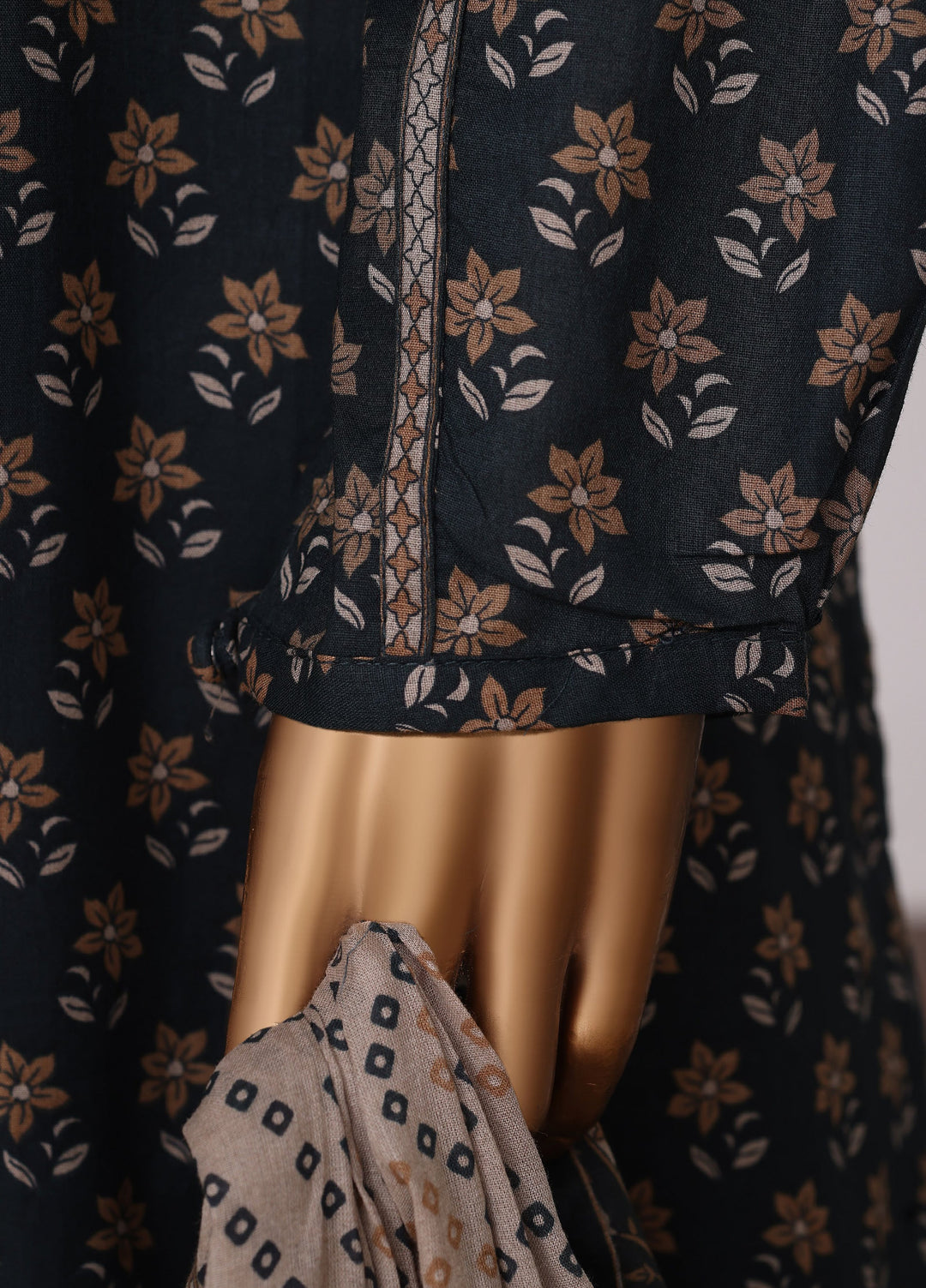 Daily Wear by HZ Textiles Women RTW Lawn Printed 3 Piece Suit HZ26PDW LPT-3P-2602 - Casual Collection