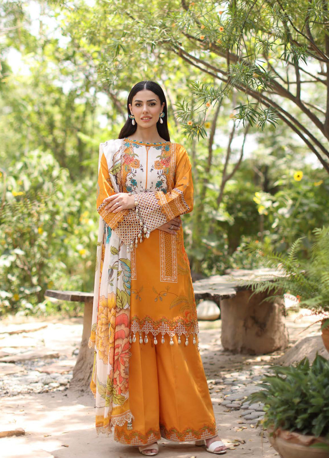 Infinity by Charizma Unstitched Embroidered Lawn 3 Piece Suit CHR26UIL IN6-09 - Casual Collection