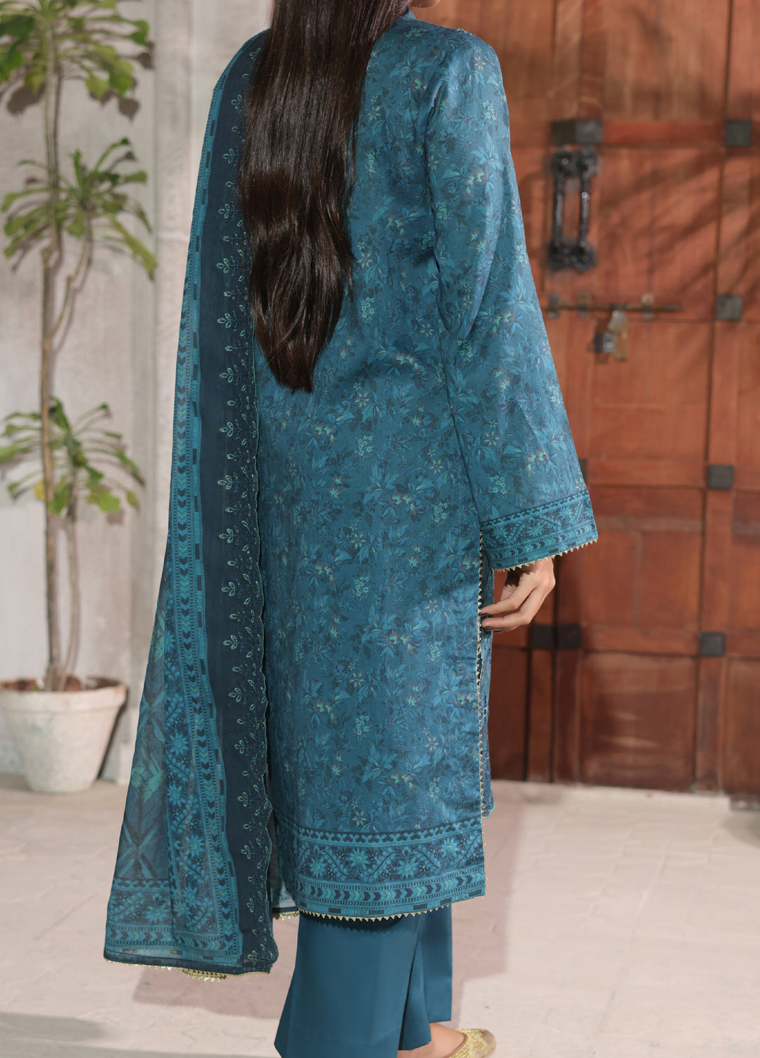 Naqsh Chikankari by VS Textiles Unstitched Embroidered Dupatta Lawn 3 Piece Suit VS26UNC V1: 701 - Summer