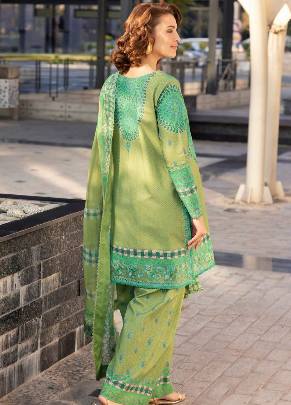 Infinity by Charizma Unstitched Embroidered Lawn 3 Piece Suit CHR26UIL IN6-02 - Casual Collection