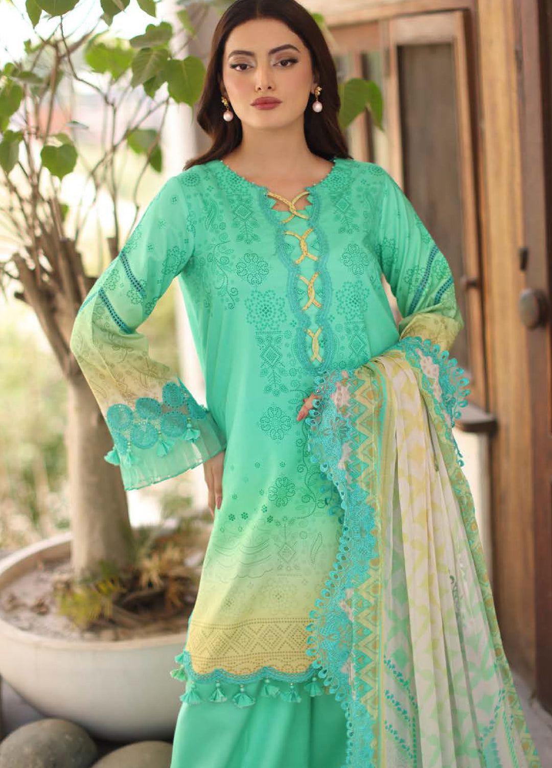 Infinity by Charizma Unstitched Embroidered Lawn 3 Piece Suit CHR26UIL IN6-08 - Casual Collection