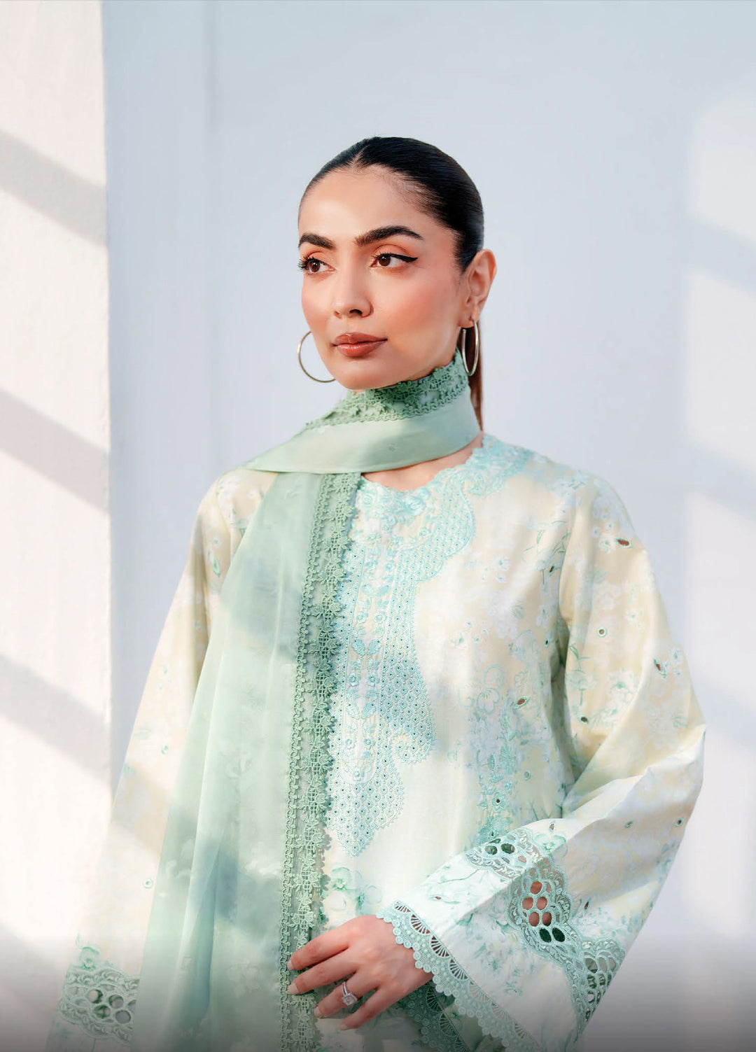 Sunspell by Afrozeh Unstitched Embroidered Lawn 3 Piece Suit AF26USL AURYN ZWU-0116-3PO - Festive Collection