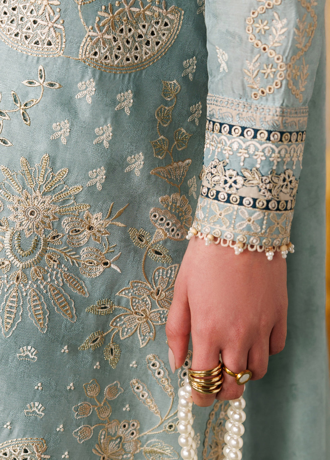 Baroque Unstitched Embroidered Lawn 3 Piece Suit BQ26ULE EL26-D01 - Eid Collection