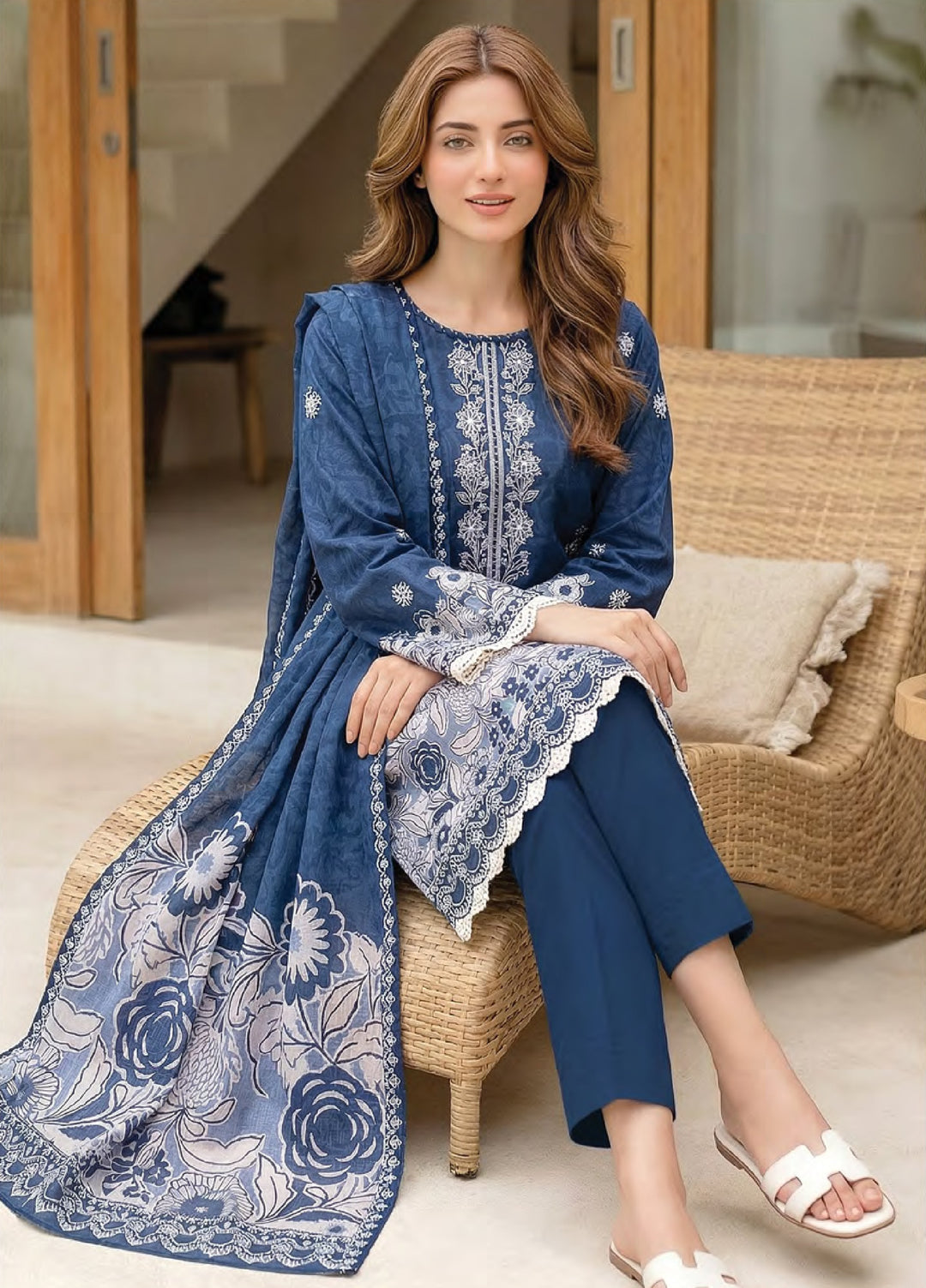 Summer Prints by Lakhany Unstitched Printed Lawn 3 Piece Suit LSM26USP LG-RL-0451 - Summer Collection