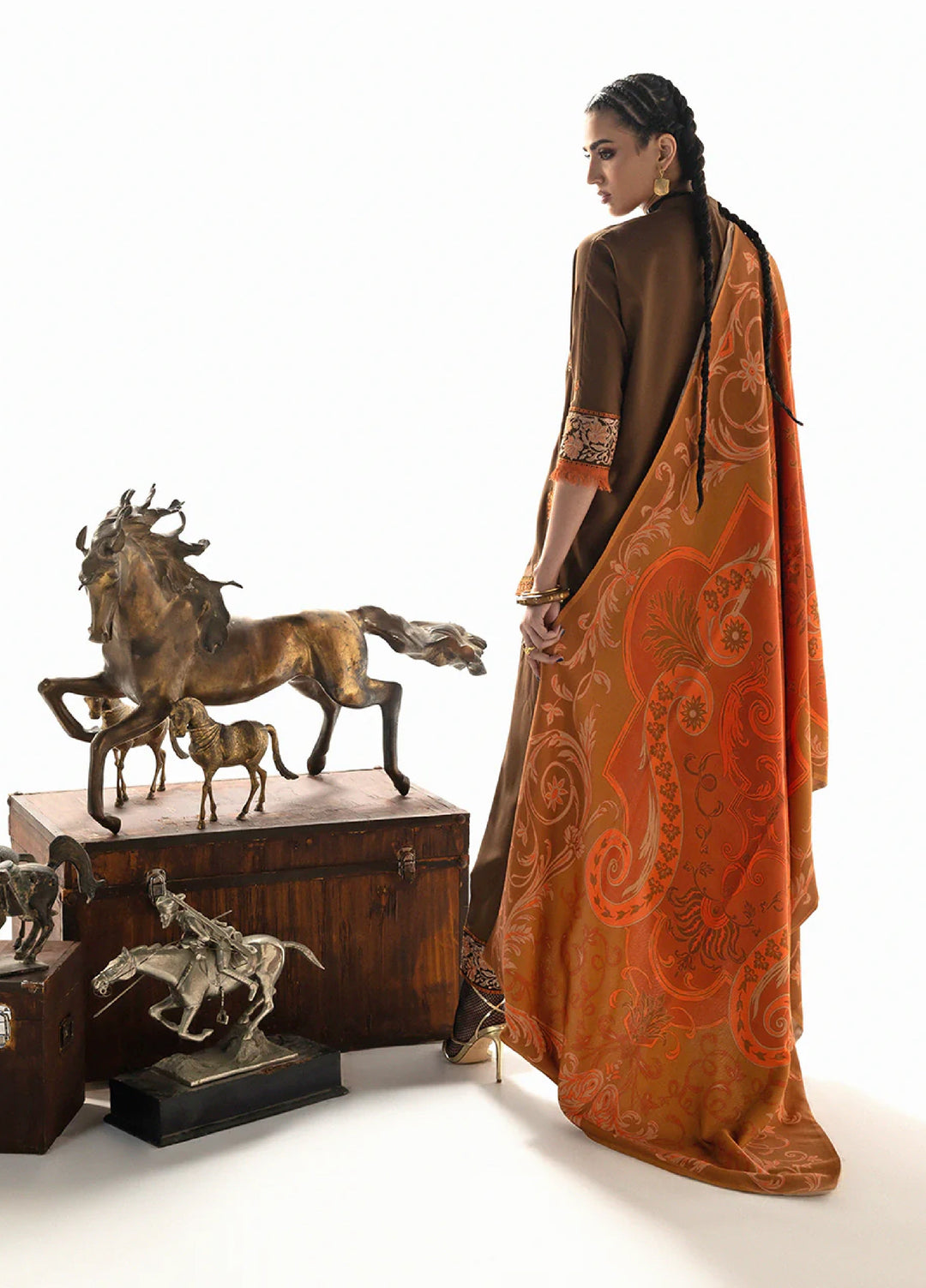 Zainab Chottani Unstitched Marina Twill With Shawl Embroidered Suits 3 Piece ZC25WS D-05 Rovi - Winter Collection