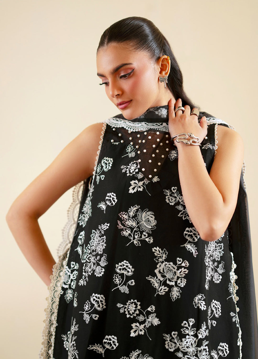 Ember by Mahnur Unstitched Lawn Embroidered 3 Piece Suit MN26UE EM-003 - Summer Collection