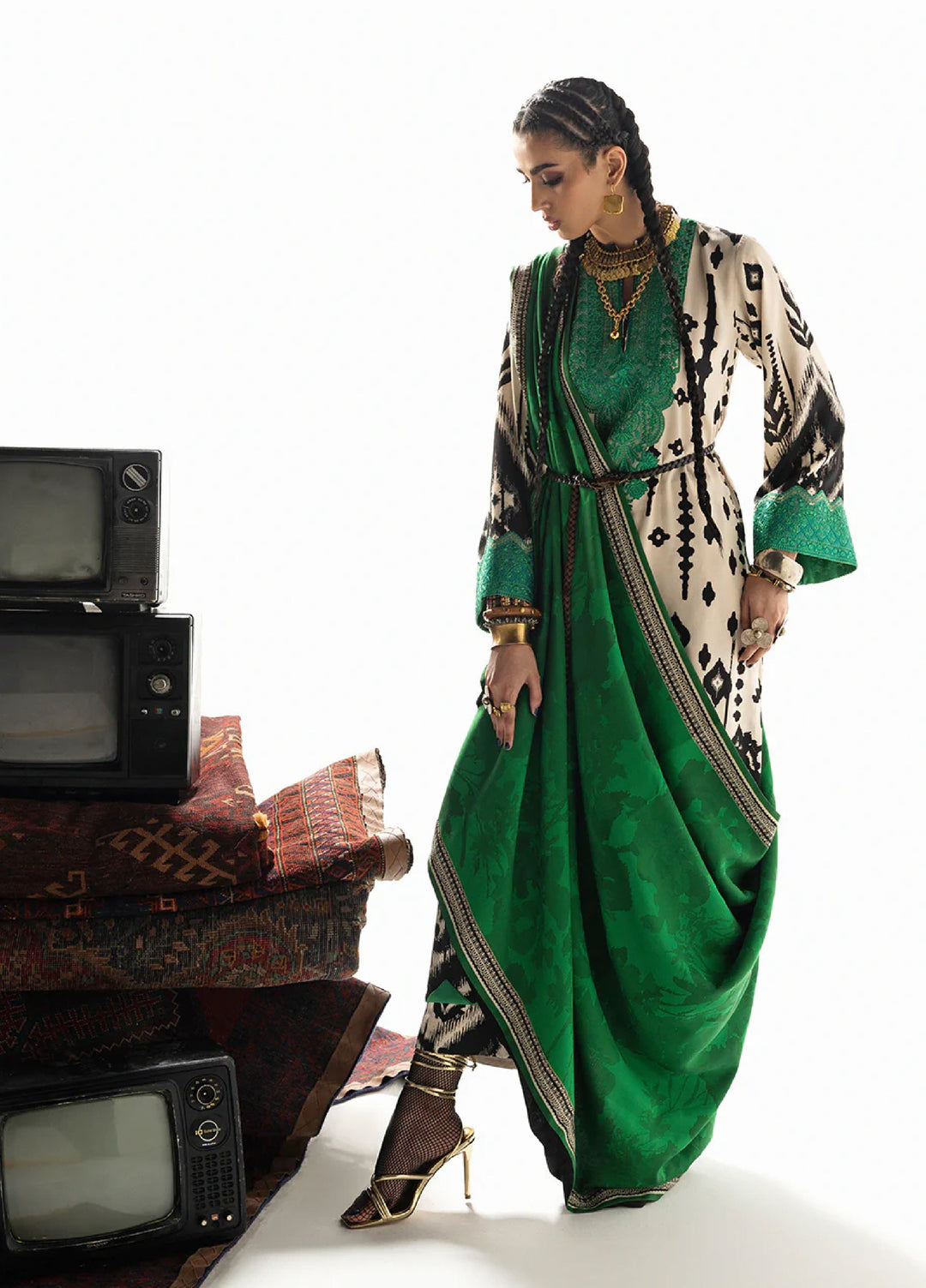 Zainab Chottani Unstitched Marina Twill With Shawl Embroidered Suits 3 Piece ZC25WS D-07 Novaya - Winter Collection