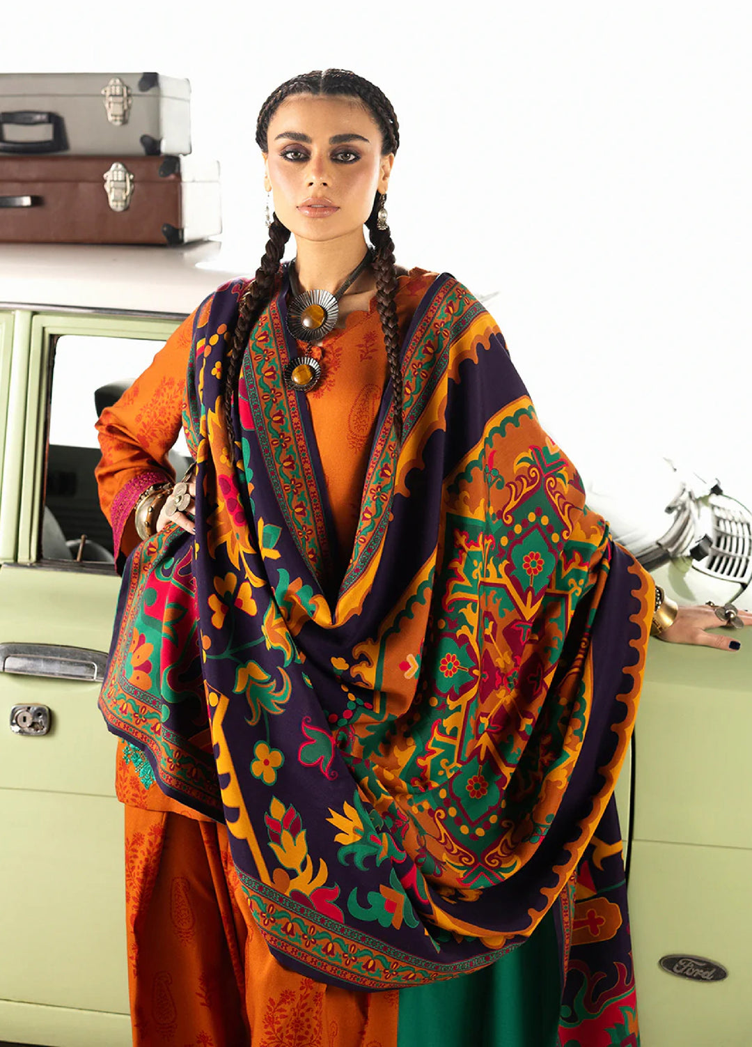 Zainab Chottani Unstitched Marina Twill With Shawl Embroidered Suits 3 Piece ZC25WS D-03 Suniva - Winter Collection