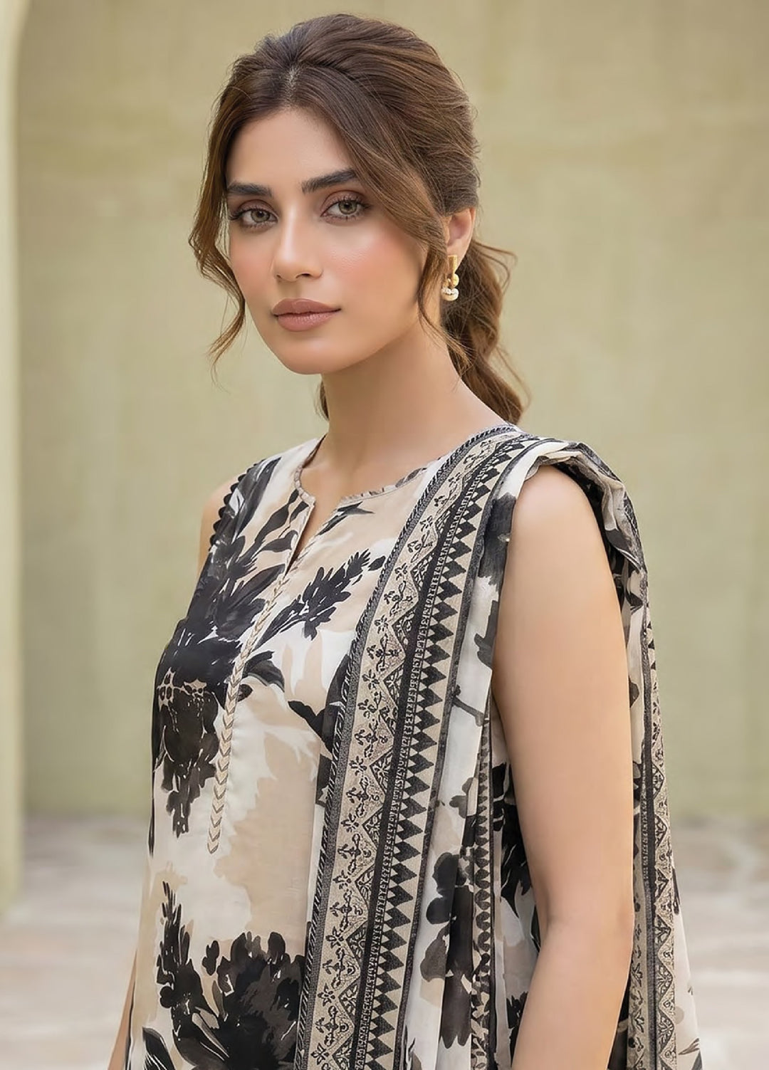 Lakhany Unstitched Printed Lawn 3 Piece Suit LSM26ULP LG-MM-1043 - Casual Collection
