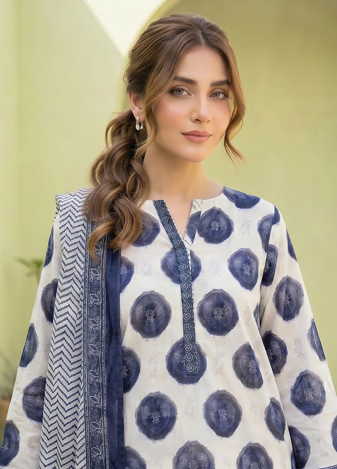 Lakhany Unstitched Printed Lawn 3 Piece Suit LSM26ULP LG-MM-1044 - Casual Collection