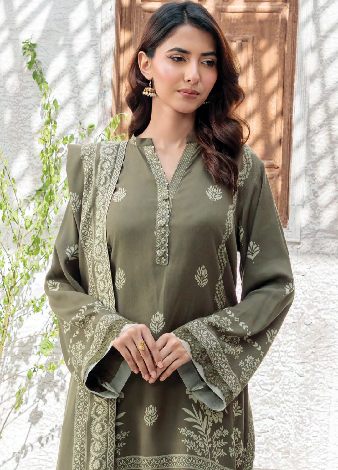 Lakhany Printed Pashmina Suits Unstitched 3 Piece LSM25LP LG-SG-0039-A - Winter Collection