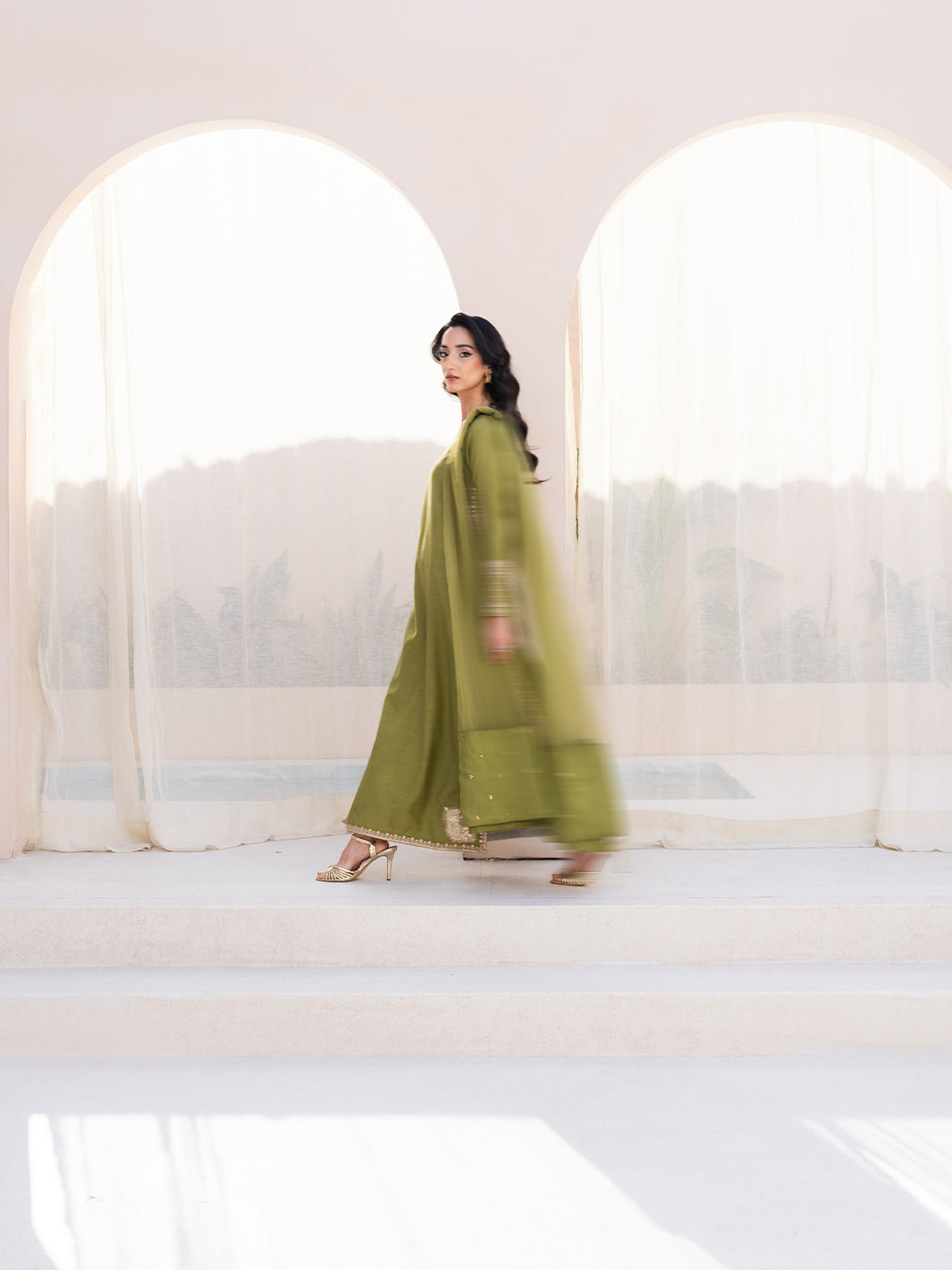 Le Tresor by Izel Pret Embroidered Velvet 3 Piece Suit Viresta - Festive Collection