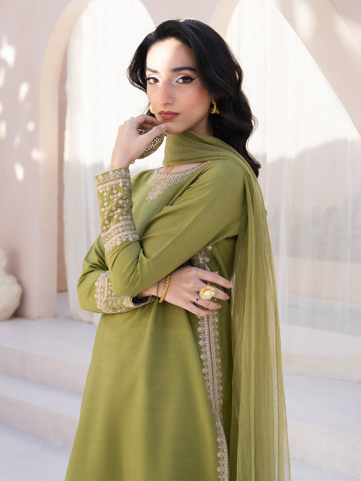 Le Tresor by Izel Pret Embroidered Velvet 3 Piece Suit Viresta - Festive Collection