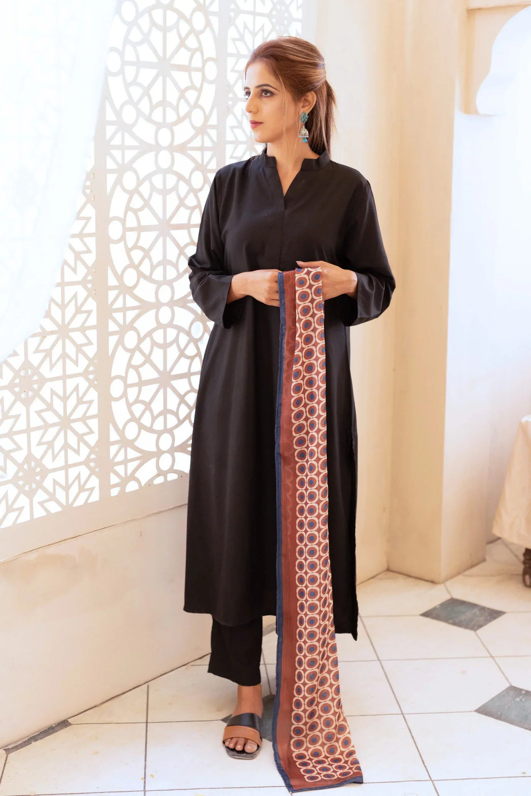 Dhaga Women Scarve Printed Crinkle Silk 1 Piece Mocha - Summer Collection