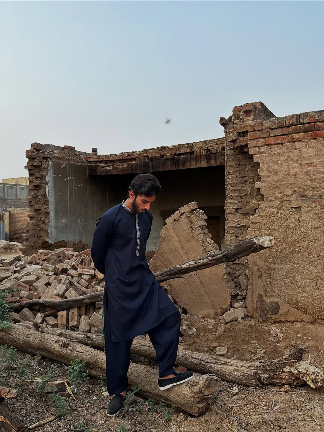 Muraqsh Ready To Wear Embroidered Cotton Men Formal Navy Blue Kurta Shalwar Collar Neck MUR-FNBKS - Summer Collection