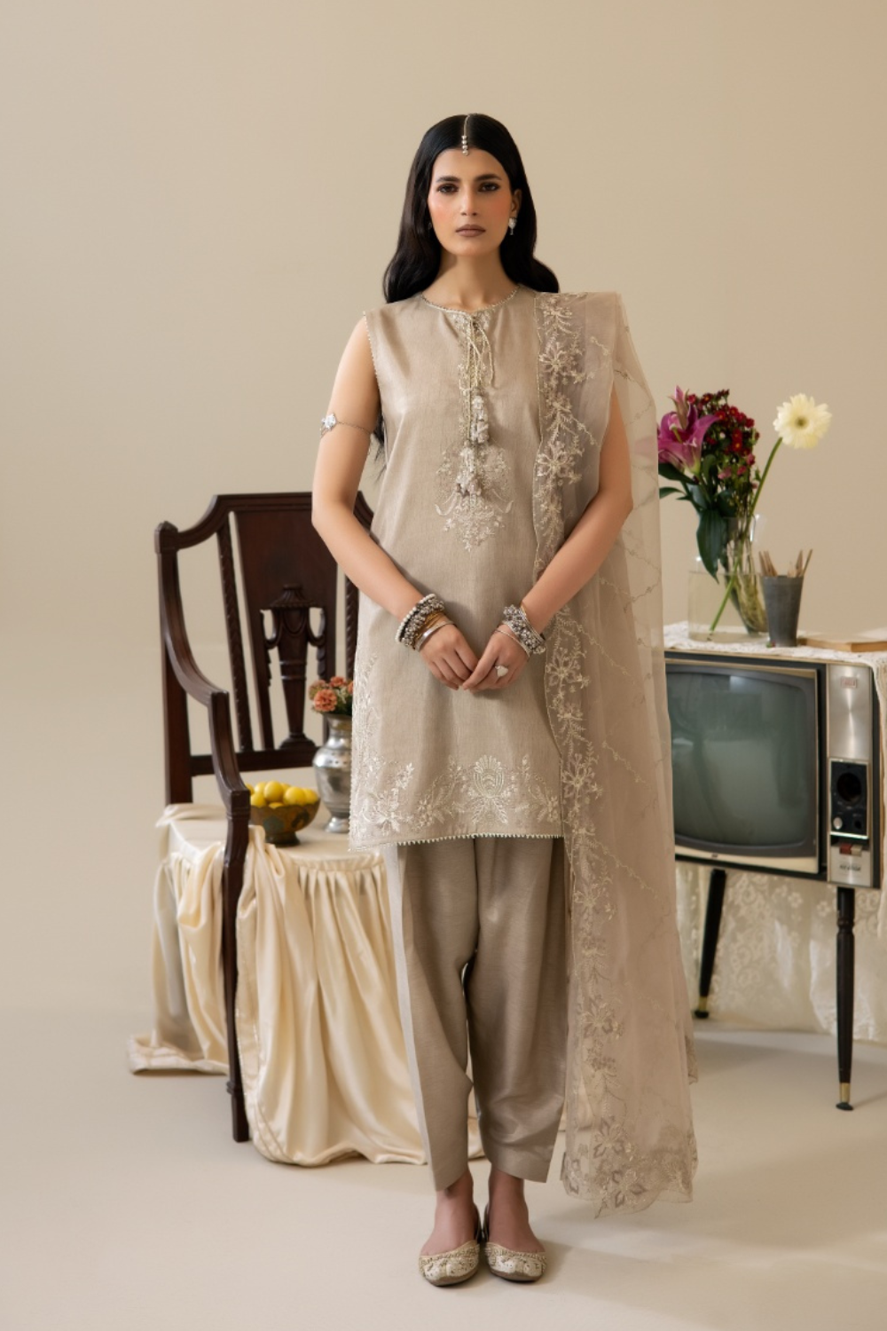 Lune Des Fleurs by Enzo RTW Embroidered Korean Silk 3 Piece Suit IZEL Festive Collection