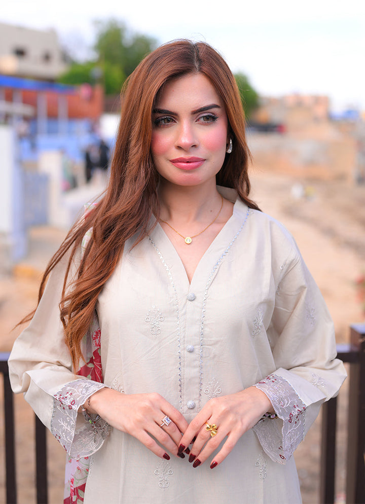 Noorkari by Ishq e Rang RTW Embroidered Lawn 3 Piece Suit Subtle Beige Casual Collection