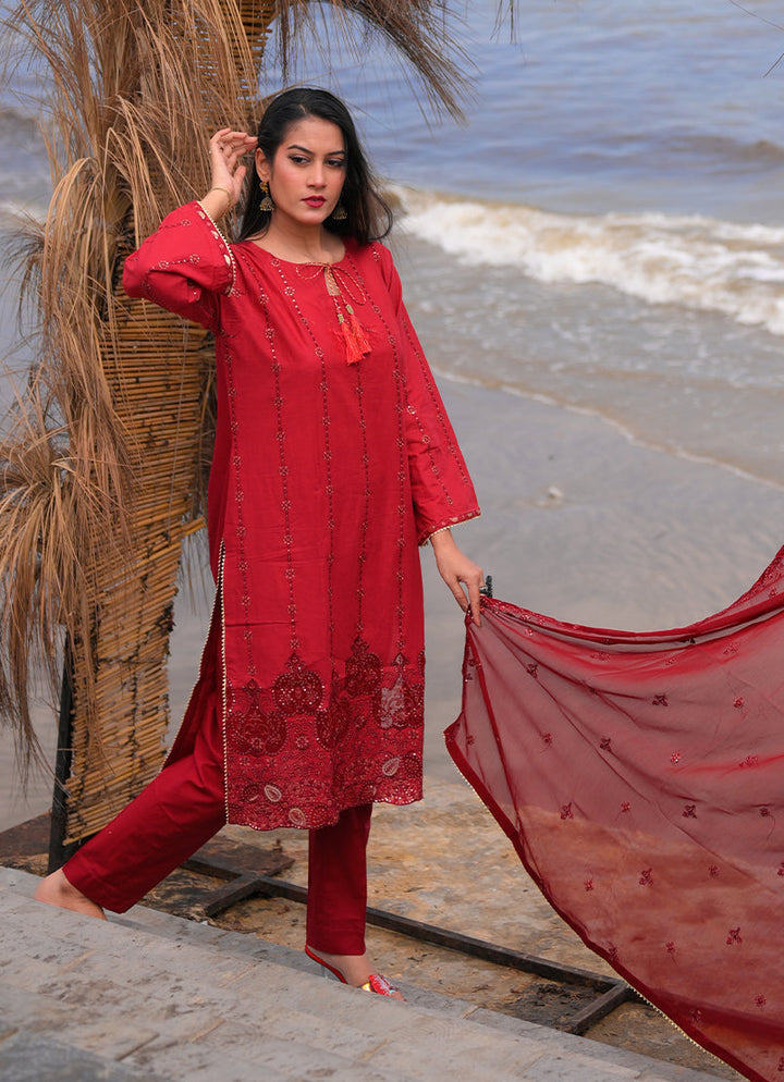 Noorkari by Ishq e Rang RTW Embroidered Lawn 3 Piece Suit Rich Maroon Casual Collection