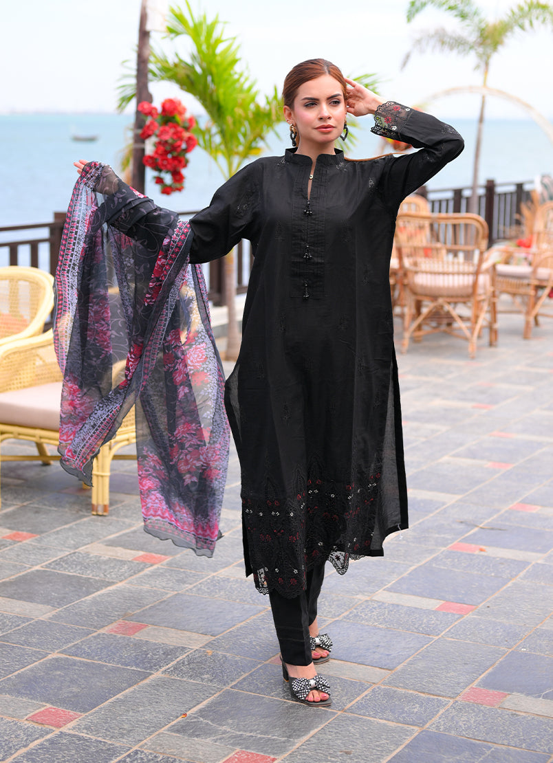Noorkari by Ishq e Rang RTW Embroidered Lawn 3 Piece Suit Classic Black Casual Collection