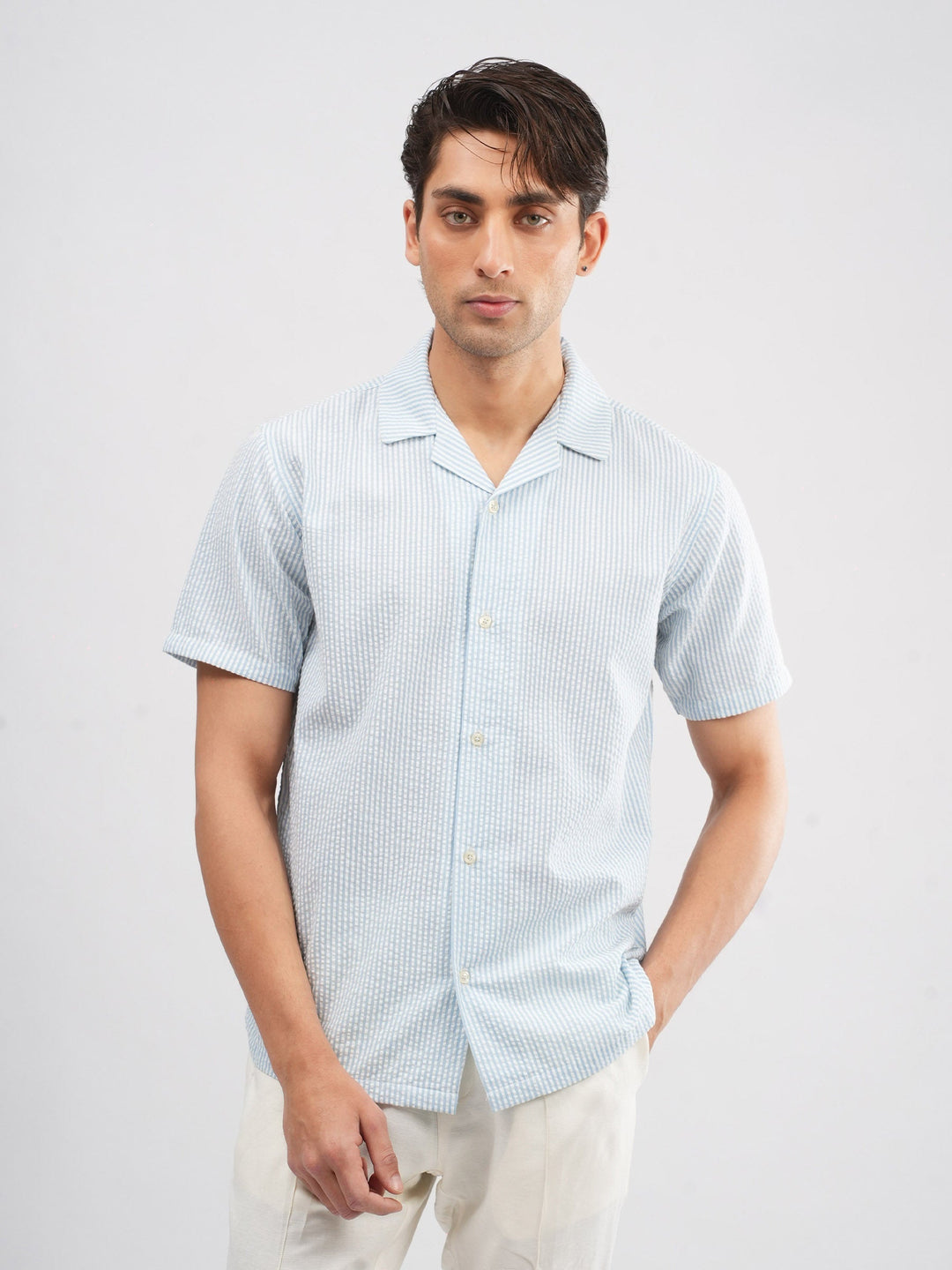 Brumano Mens RTW Solids Cotton Shirt White N Blue Striped Seersucker Casual Collection