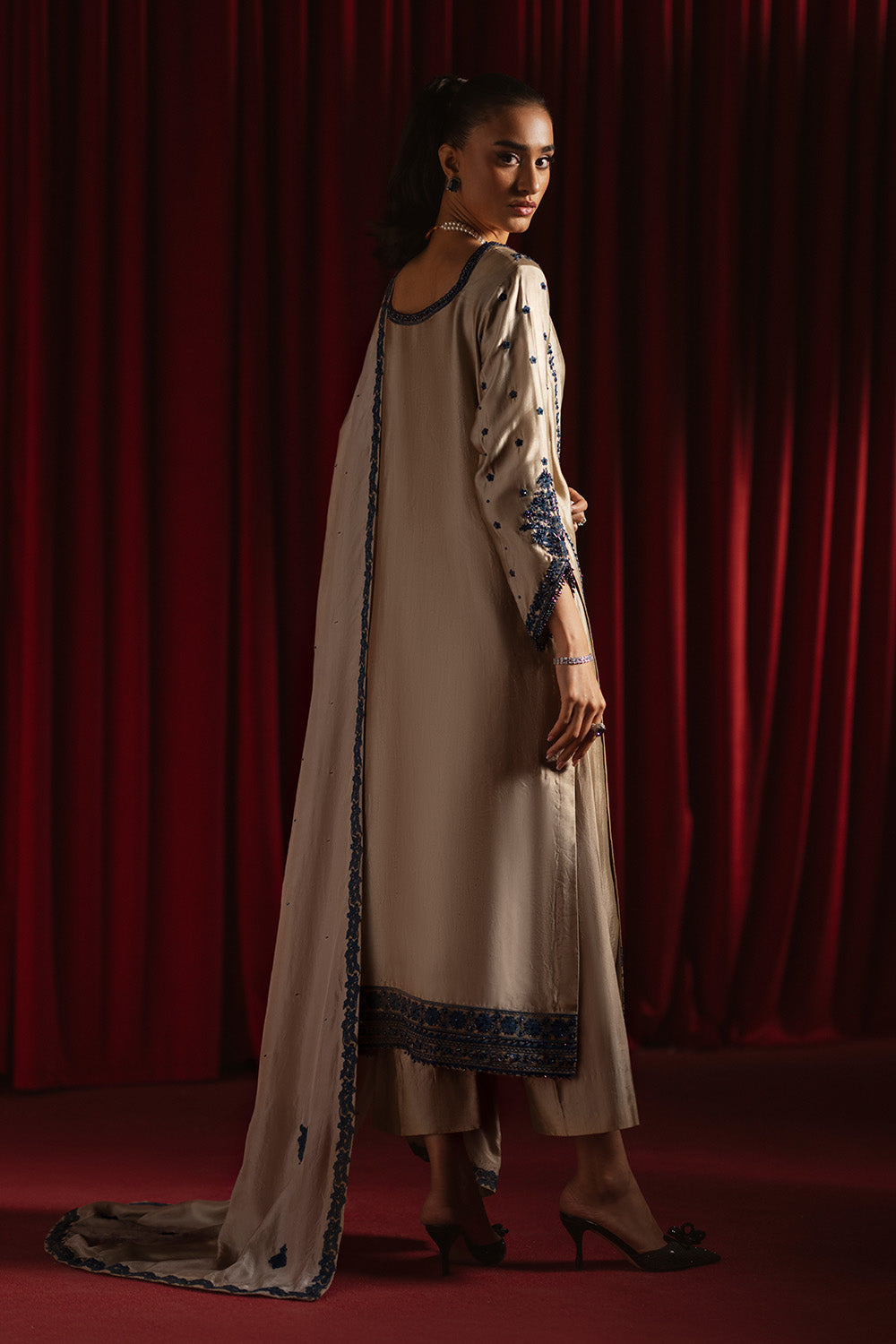 Siara by Zariya RTW Embroidered Silk 3 Piece Suit EMIRA ZB60173 Festive Collection