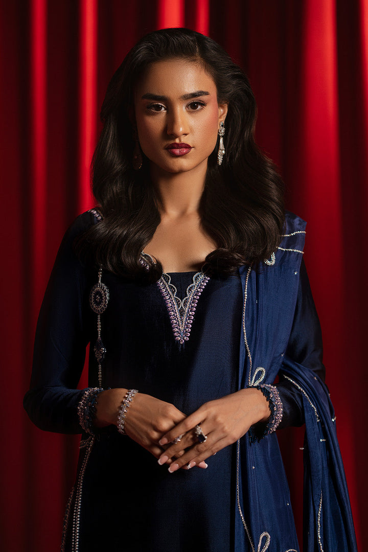 Siara by Zariya RTW Embroidered Silk 3 Piece Suit NIARA ZB60176 Festive Collection