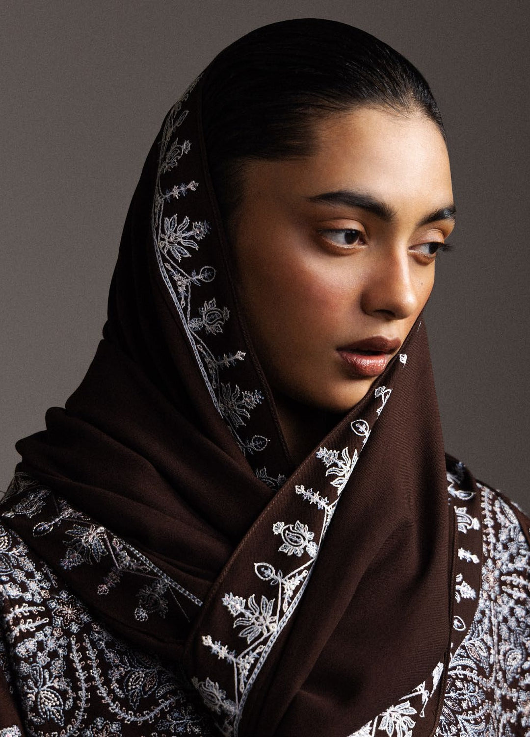 Saraab by Zara Shahjahan Unstitched Embroidered Marina 3 Piece Suit ZS26USW AQEEQ - Winter Collection