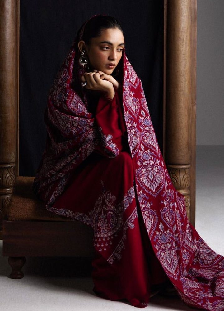 Saraab by Zara Shahjahan Unstitched Embroidered Marina 3 Piece Suit ZS26USW Qirmiz - Winter Collection