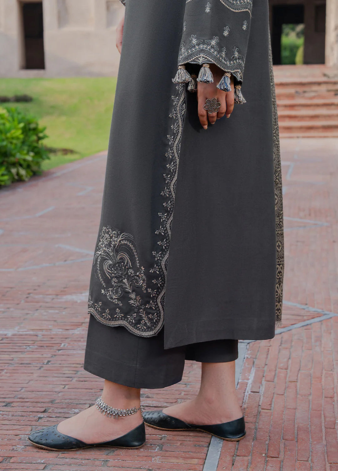 Nooraniyat by Izel Embroidered wool Suits Unstitched 3 Piece IZ25NW Zarmin - Winter Collection