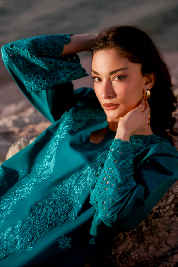 Manara by Maria Embroidered Chiffon 3 Piece Suit ZINNIA - Festive Collection