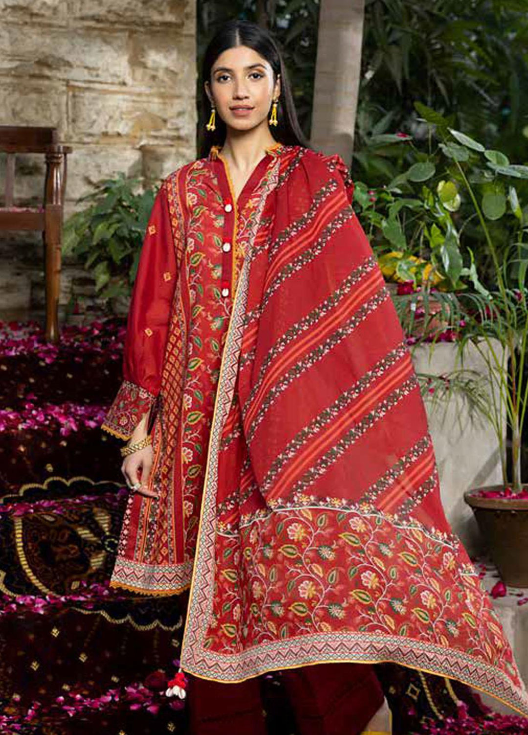 A Red Affair By Gul Ahmed Printed Lawn Suits Unstitched 3 Piece GA23RA CL-32253 - Summer Collection