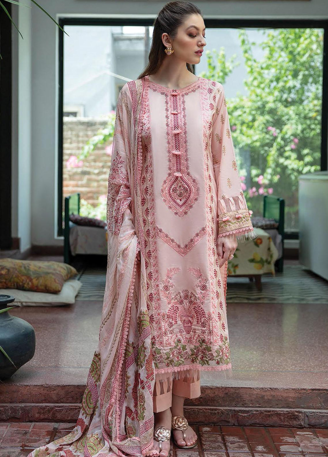 Aabyaan Embroidered Lawn Suits Unstitched 3 Piece ABY21EE AEE-01 FARZEEN - Summer Collection