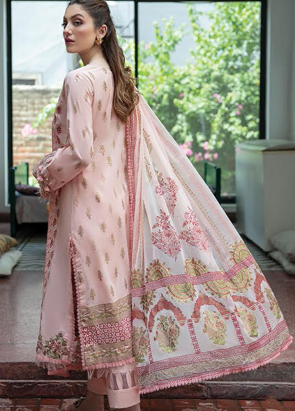 Aabyaan Embroidered Lawn Suits Unstitched 3 Piece ABY21EE AEE-01 FARZEEN - Summer Collection