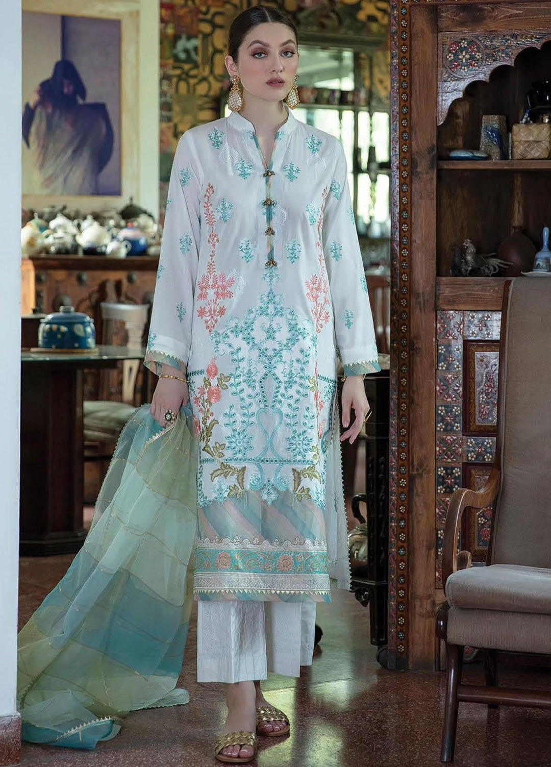 Aabyaan Embroidered Schiffli Suits Unstitched 3 Piece ABY21EE AEE-05 ZARMINAY - Summer Collection