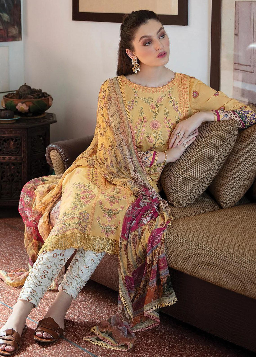 Aabyaan Embroidered Lawn Suits Unstitched 3 Piece ABY21EE AEE-08 MAYA - Summer Collection