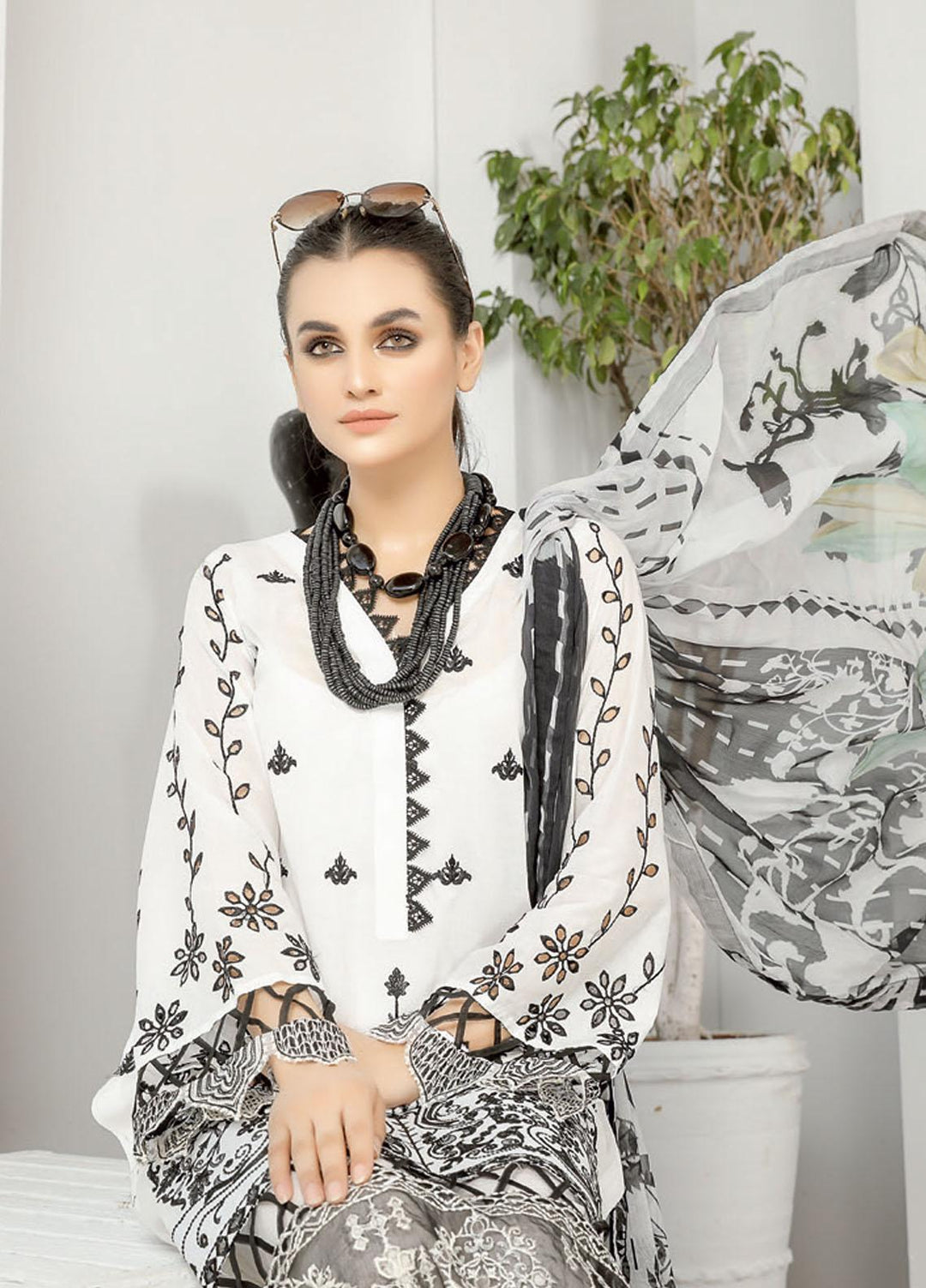 Aafreen by Riaz Arts Embroidered Chikankari Lawn Suits Unstitched 3 Piece RA21ABW AF-90 - Summer Collection