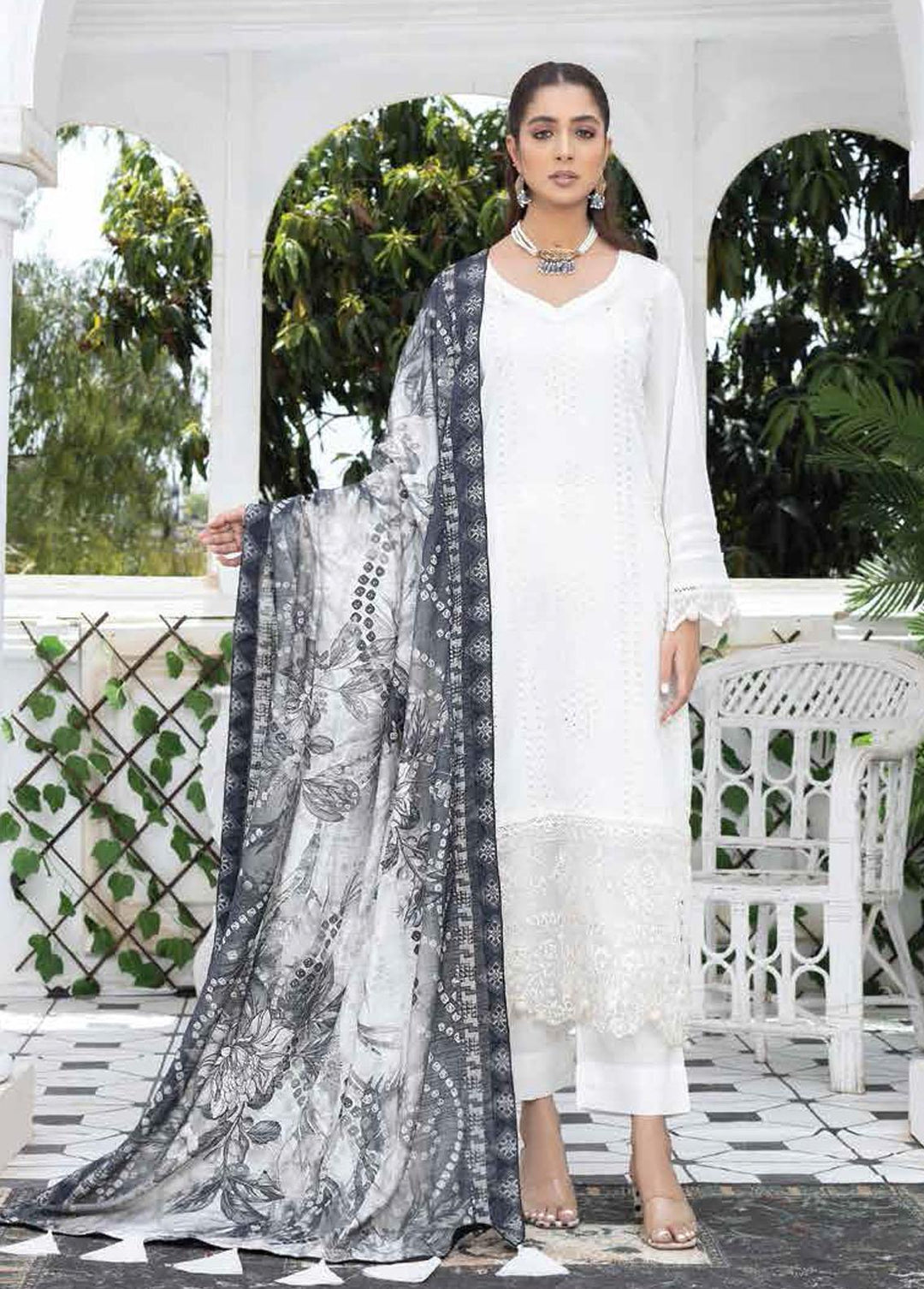 Aafreen By Riaz Arts Embroidered Lawn Suits Unstitched 3 Piece RA22BW 02 - Black & White Collection