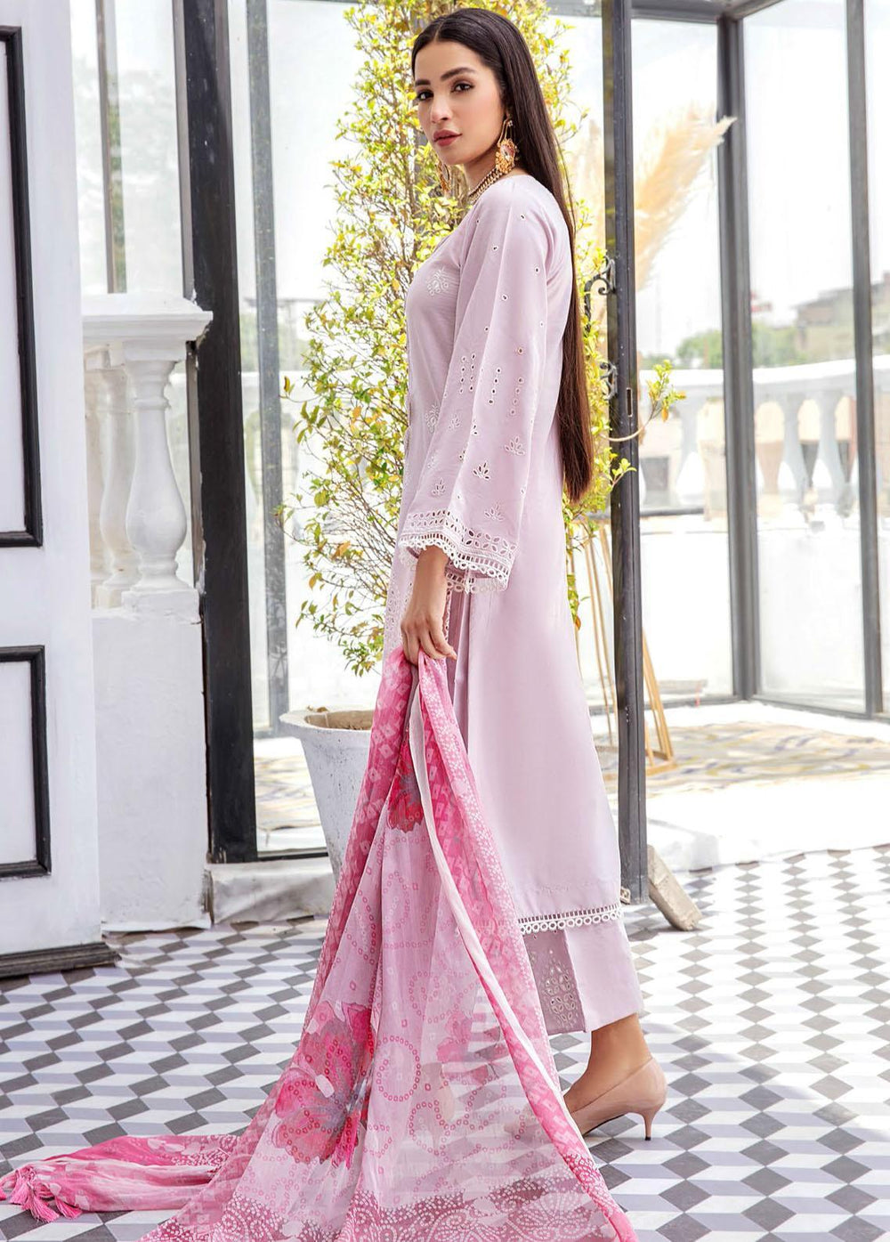 Aafreen By Riaz Arts Embroidered Lawn Suits Unstitched 3 Piece RA22AL D-01 - Summer Collection
