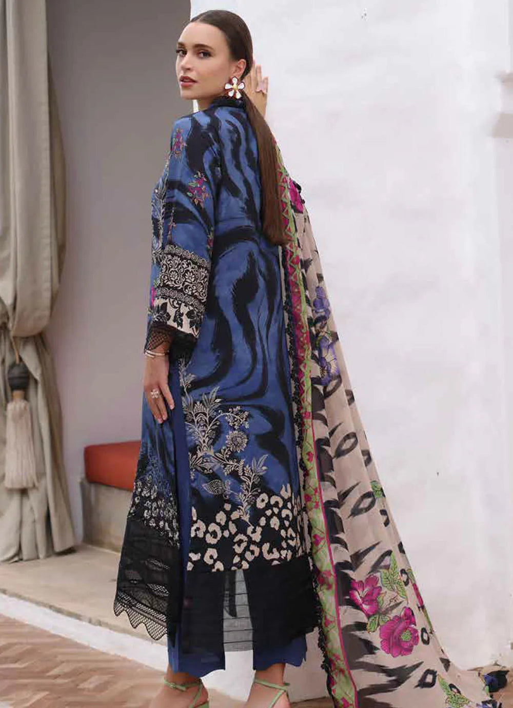 Aafreen by Riaz Arts Chikankari Viscose Suit Unstitched 3 Piece RA24AV AF-128 - Winter Collection