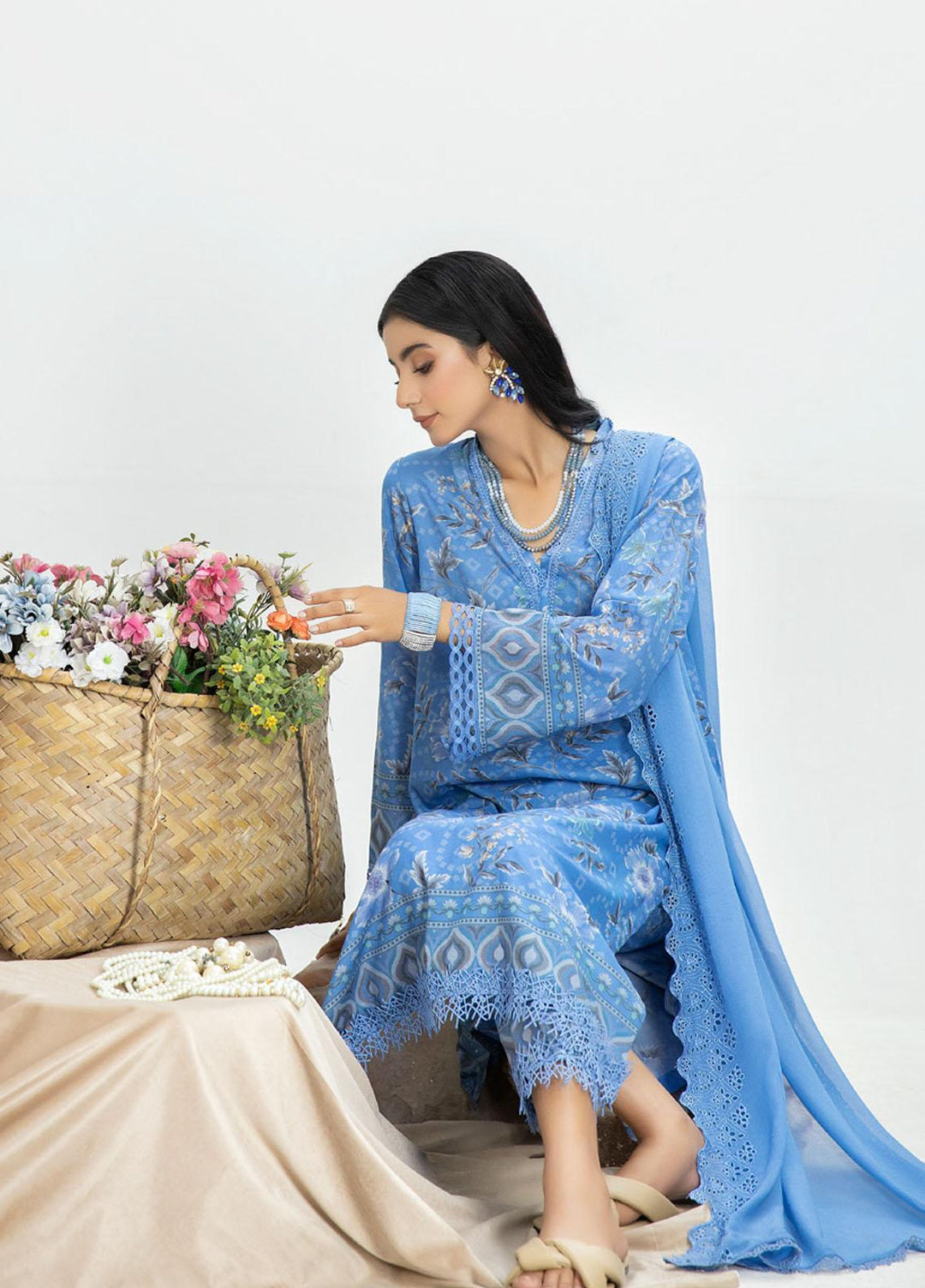 Aafreen By Riaz Arts Printed Lawn Suits Unstitched 3 Piece RA23AD AF-48 - Summer Collection