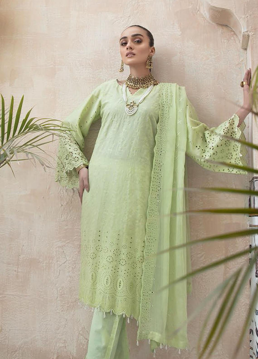 Aafreen by Riaz Arts Embroidered Lawn Suits Unstitched 3 Piece RA22ACL D-04 - Summer Collection