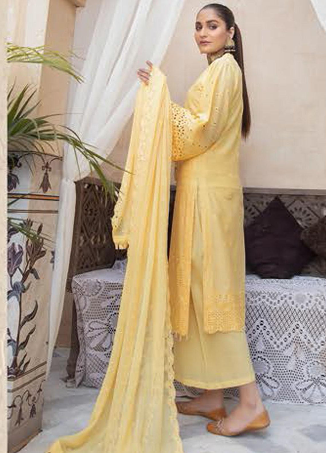 Aafreen by Riaz Arts Embroidered Lawn Suits Unstitched 3 Piece RA22ACL D-09 - Summer Collection