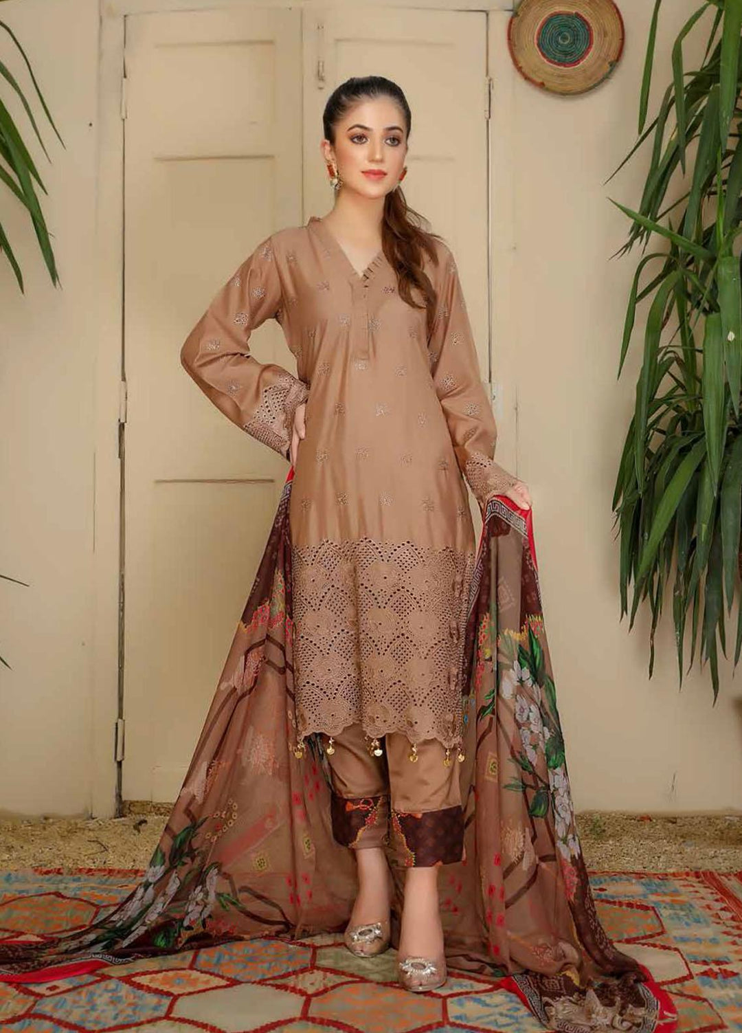 Aafreen by Riaz Arts  Embroidered Chikankari Viscose Suits Unstitched 3 Piece RA21AV AF-23 - Winter Collection