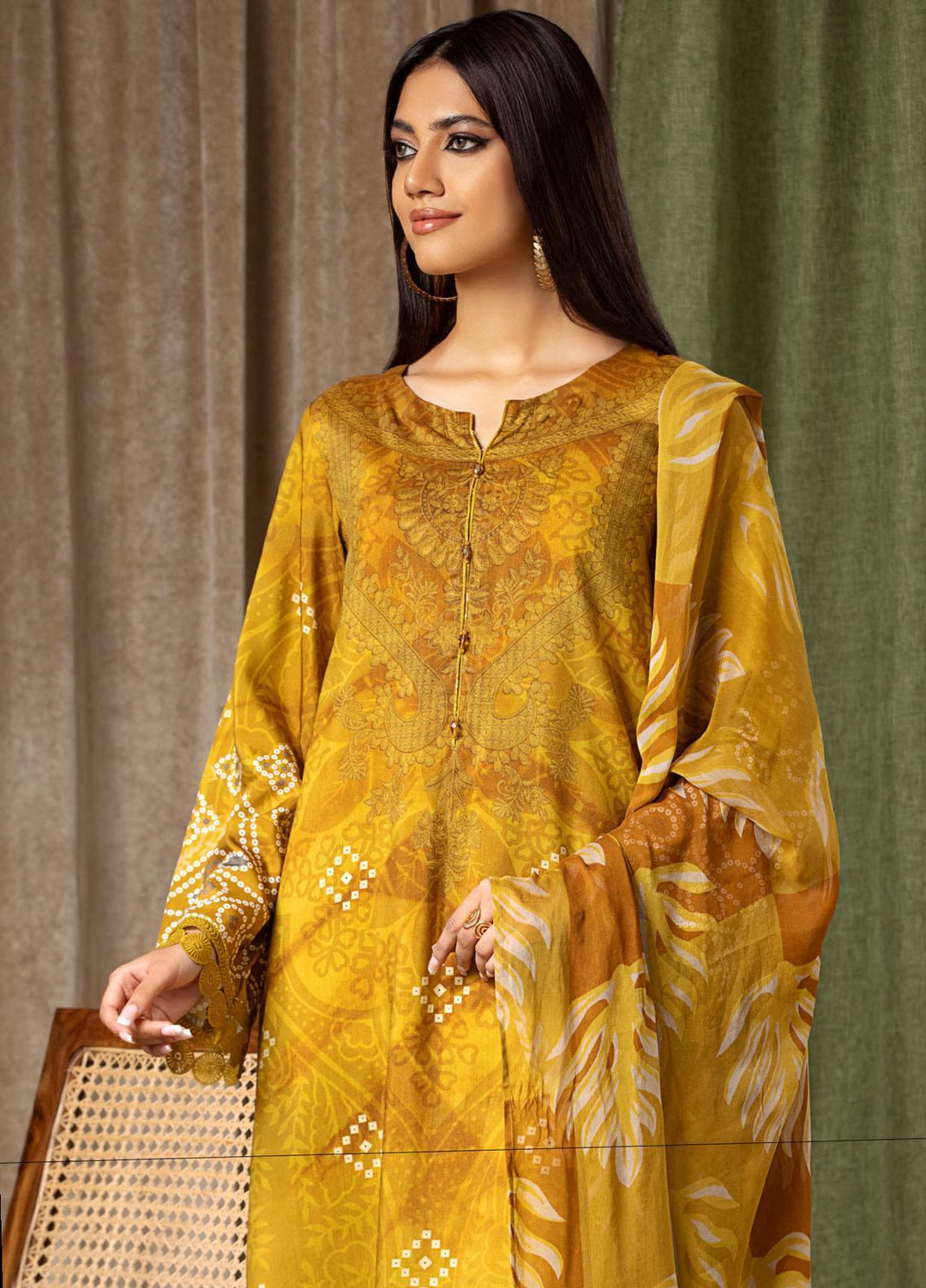 Aafreen By Riaz Arts Embroidered Chikankari Viscose Suits Unstitched 3 Piece RA23AV AF-64 - Winter Collection