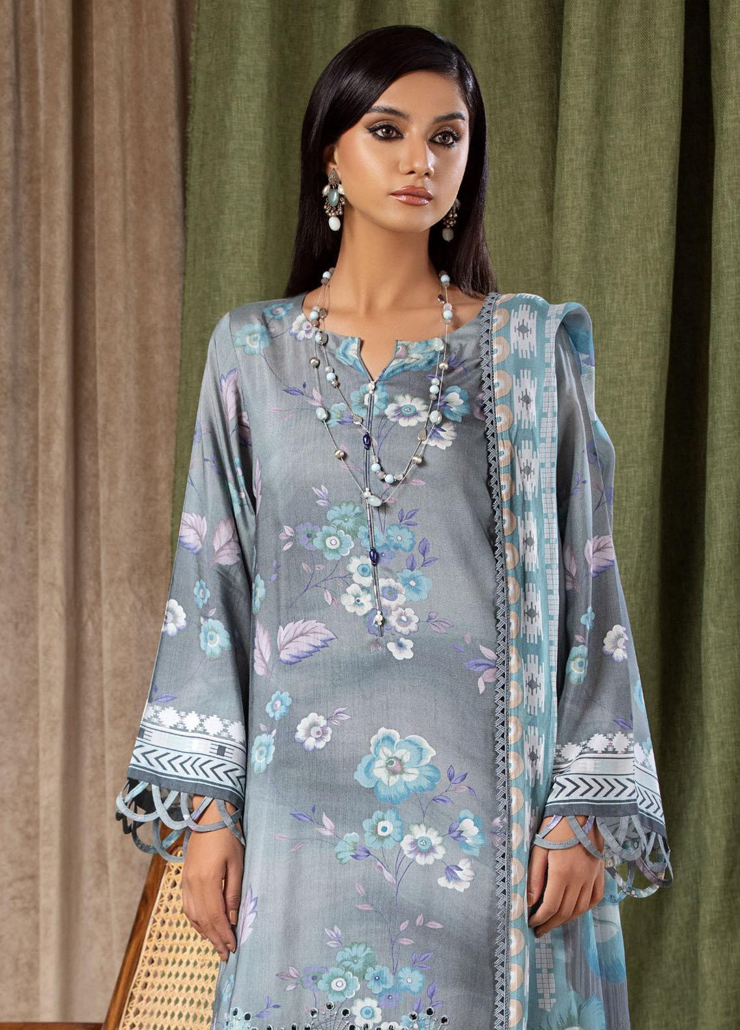 Aafreen By Riaz Arts Embroidered Chikankari Viscose Suits Unstitched 3 Piece RA23AV AF-66 - Winter Collection