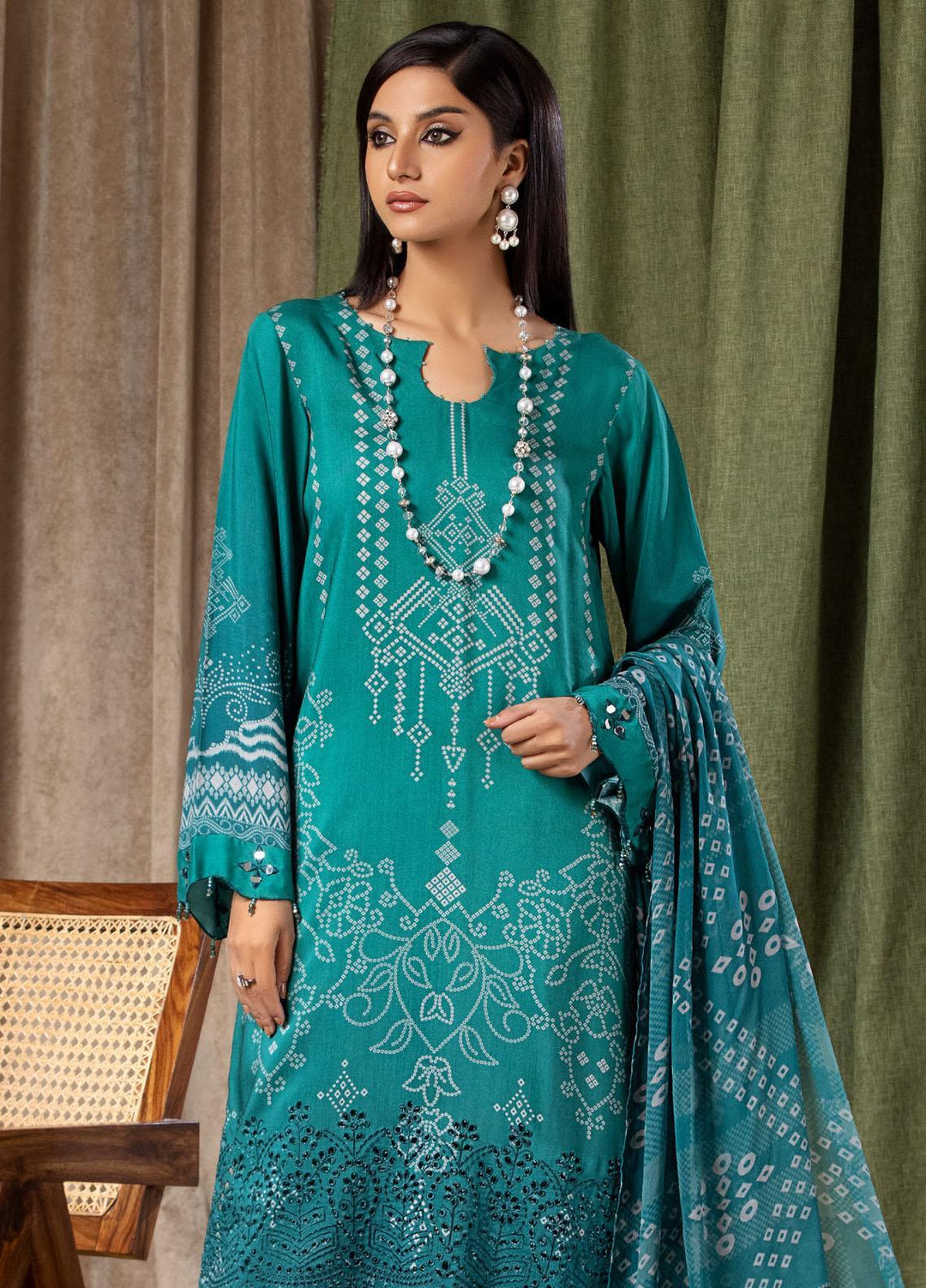 Aafreen By Riaz Arts Embroidered Chikankari Viscose Suits Unstitched 3 Piece RA23AV AF-68 - Winter Collection