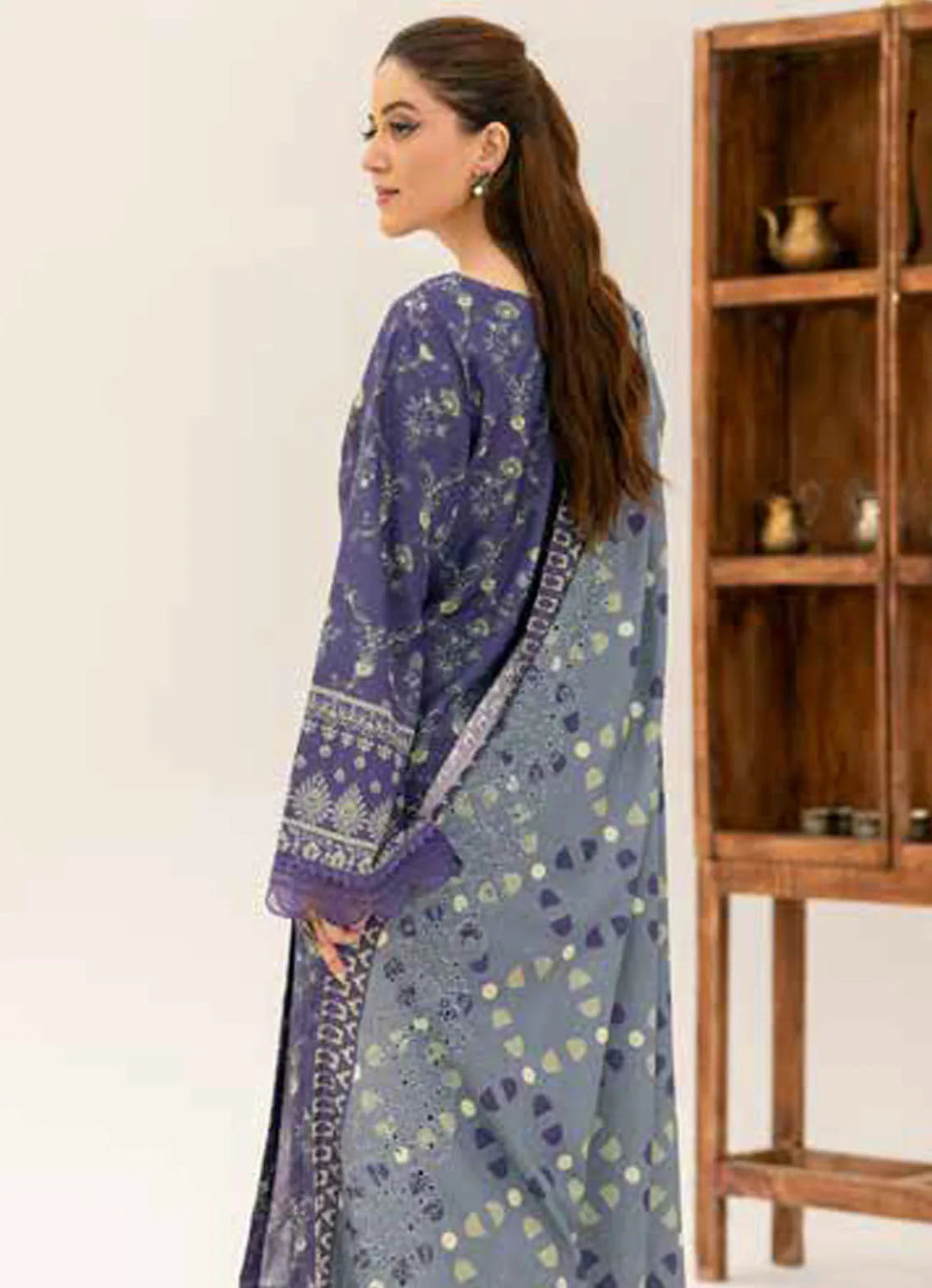 Aafreen by Riaz Arts Embroidered Karandi Suit Unstitched 3 Piece RA24K AF-140 - Winter Collection
